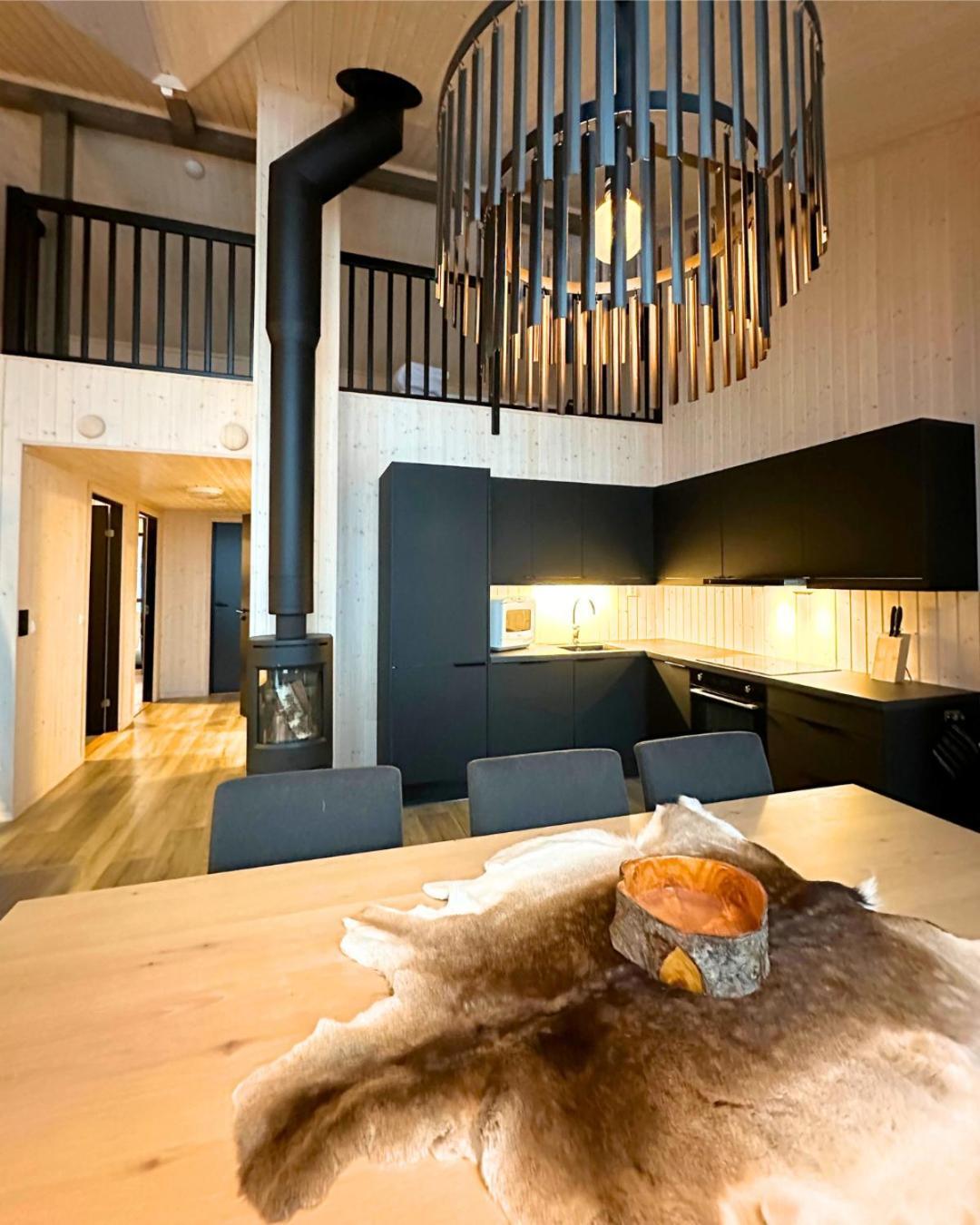 Skaidi Luxury - Heart Of The Arctic Hammerfest